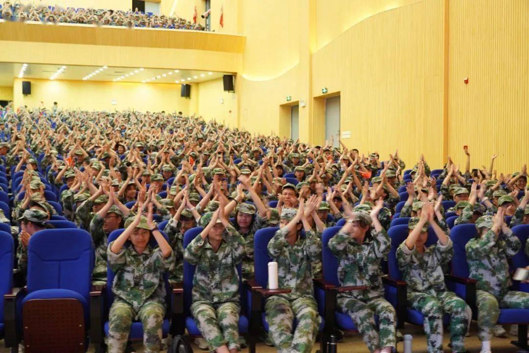 11年前,捐给美国7千万并叫嚣“我乐意”的中国富豪,如今已破产